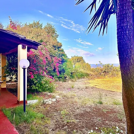 فندق مبيت وإفطار Feudo Di Anticaglia 3*