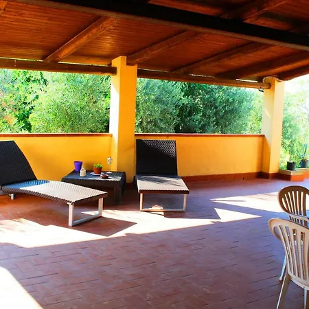 Feudo Di Anticaglia فندق مبيت وإفطار برياتيكو