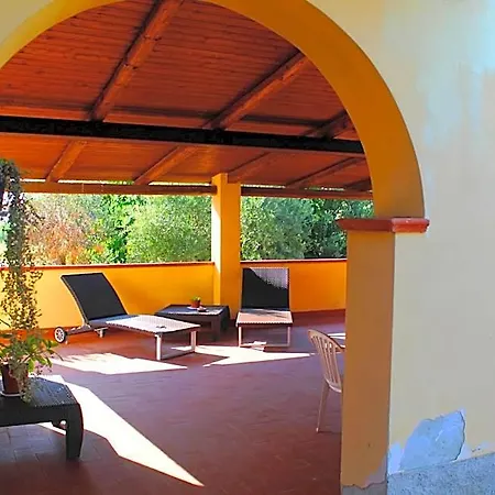 Feudo Di Anticaglia Bed and Breakfast 3*