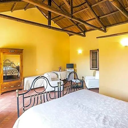 Feudo Di Anticaglia Bed and Breakfast Briatico