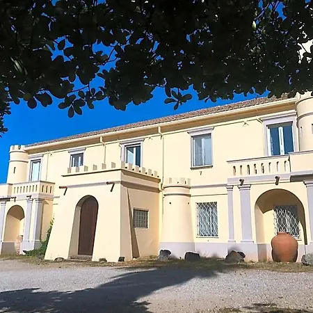 Feudo Di Anticaglia Bed and Breakfast 3*