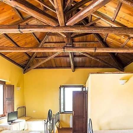 Feudo Di Anticaglia Bed and Breakfast 3*